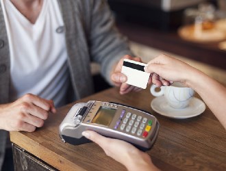 pos機刷10000沒到賬